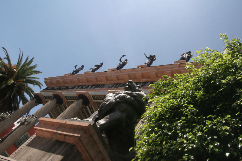 slideshow image
